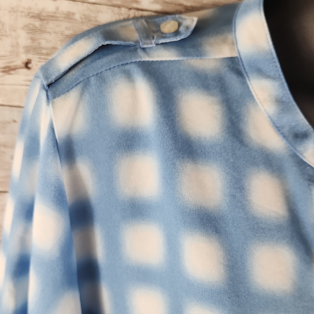 Blue and White Checkered Blouse - Picture 4 of 10